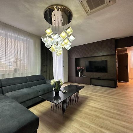 Apartmán Maťko Levice Exterior foto