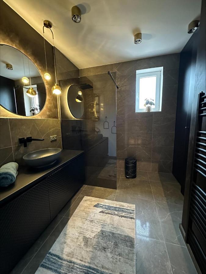 Apartmán Maťko Levice Exterior foto